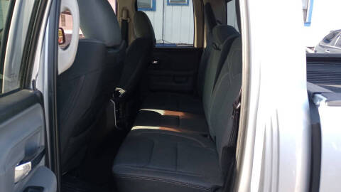 2015 RAM 1500 SLT