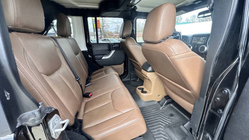 2016 Jeep Wrangler Unlimited Sahara