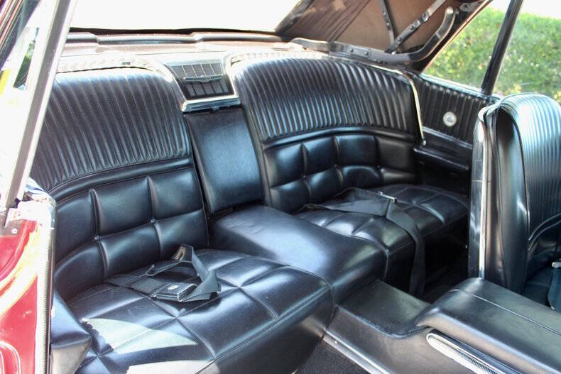 1966 Ford Thunderbird