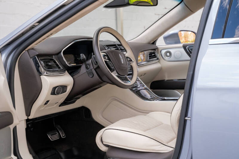 2020 Lincoln Continental Black Label