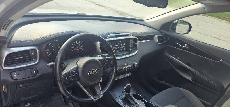 2017 Kia Sorento LX