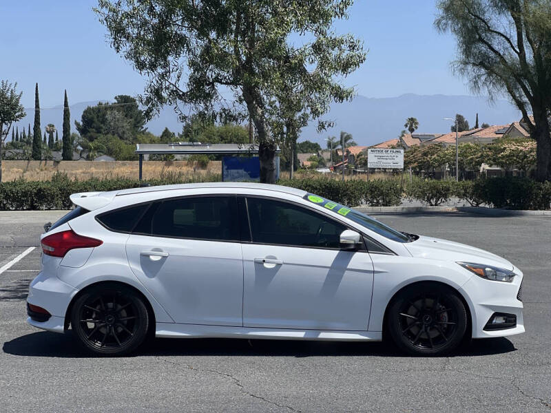 2018 Ford Focus ST