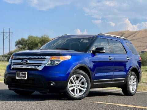 2013 Ford Explorer for sale at Premier Auto Group Moses Lake in Moses Lake WA