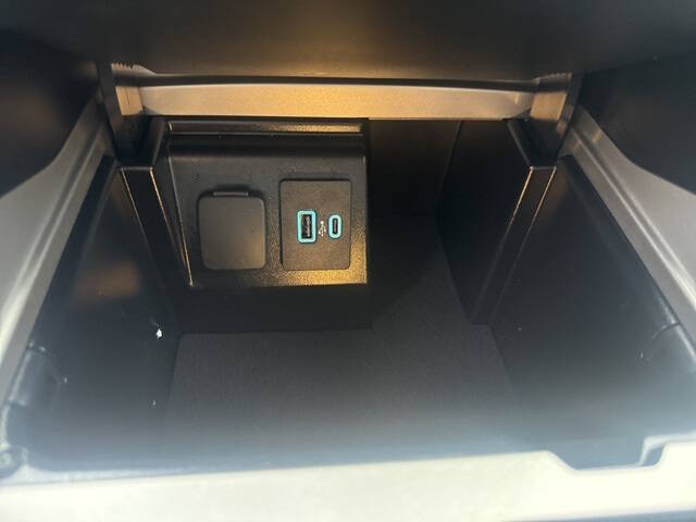 2023 Ford Explorer Hybrid Limited