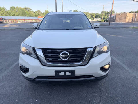 2018 Nissan Pathfinder Platinum