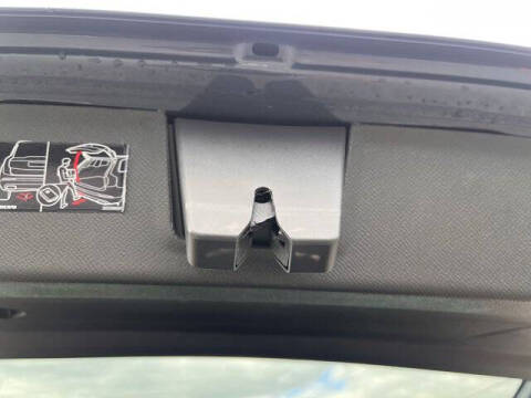 2024 Volvo XC90 Recharge T8 Ultimate Bright Theme 7P