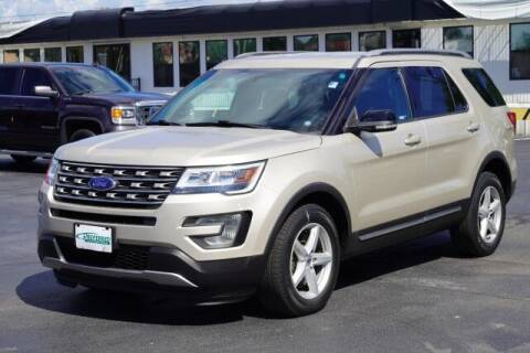 2017 Ford Explorer for sale at Preferred Auto in Fort Wayne IN