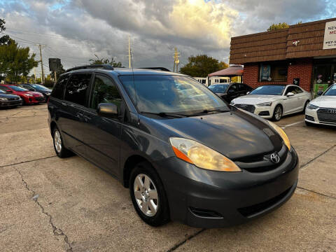 2008 Toyota Sienna CE 8-Passenger