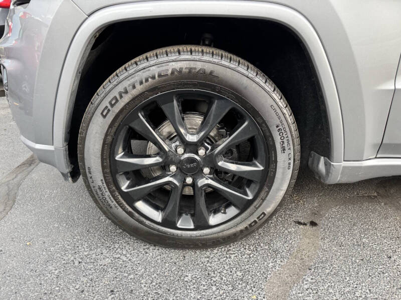 2019 Jeep Grand Cherokee Altitude