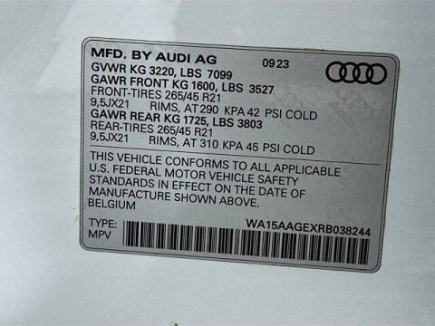 2024 Audi Q8 e-tron quattro Premium Plus