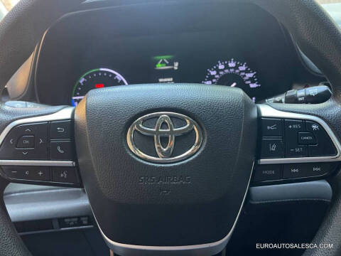 2021 Toyota Sienna LE 8-Passenger