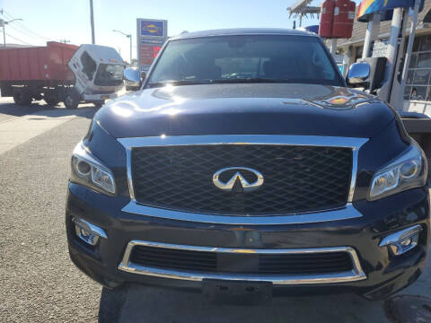 2017 Infiniti QX80 for sale at OFIER AUTO SALES in Freeport NY