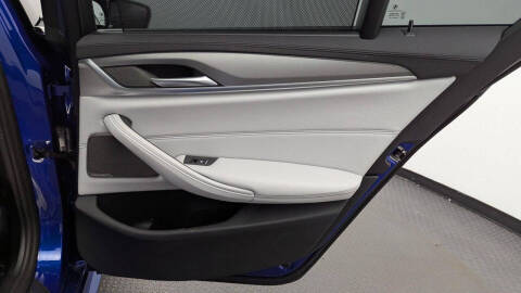 2023 BMW M5