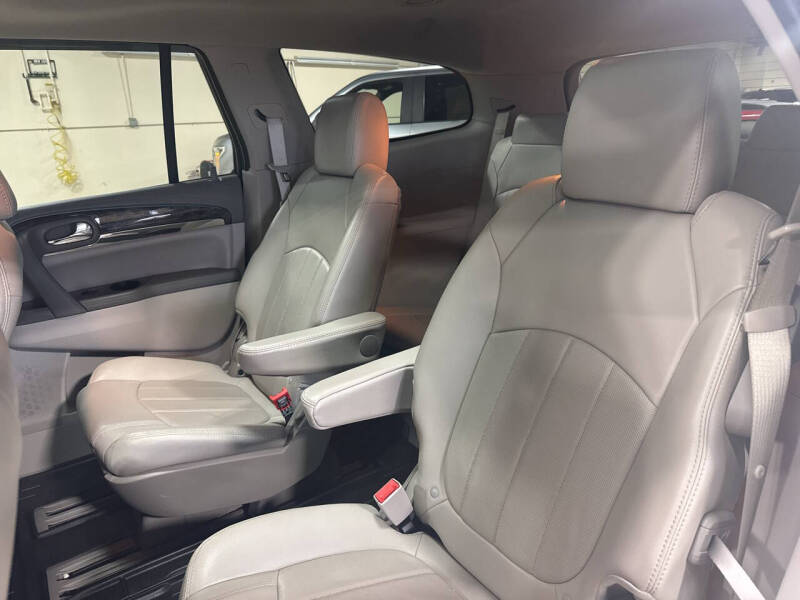 2017 Buick Enclave Leather