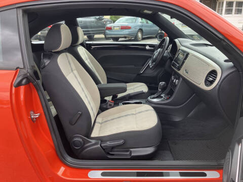 2018 Volkswagen Beetle 2.0T Coast
