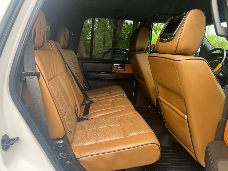 2011 Lincoln Navigator