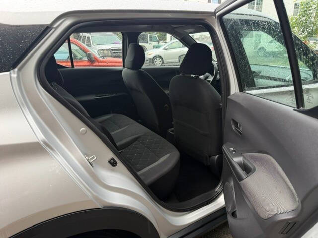 2020 Nissan Kicks S