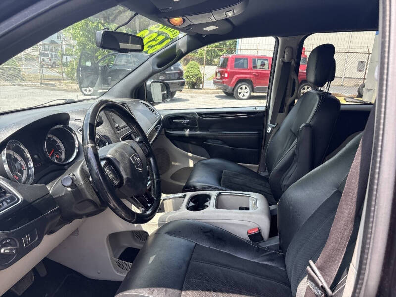 2017 Dodge Grand Caravan SXT