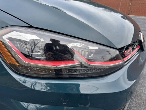 2018 Volkswagen Golf GTI S