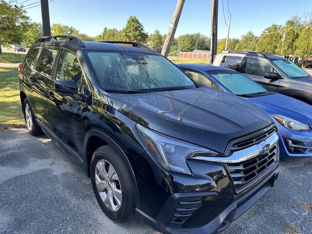 2023 Subaru Ascent Base's photo