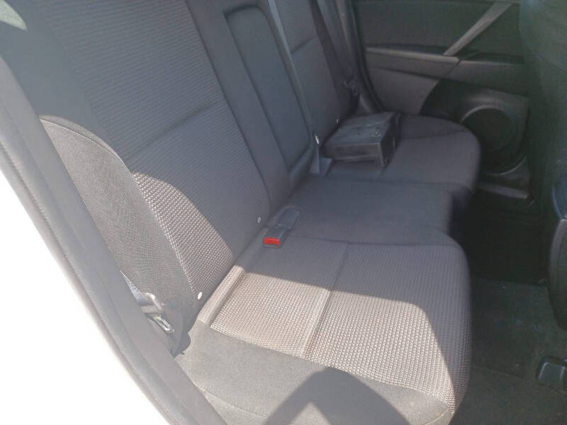 2013 Mazda MAZDA3 i Touring