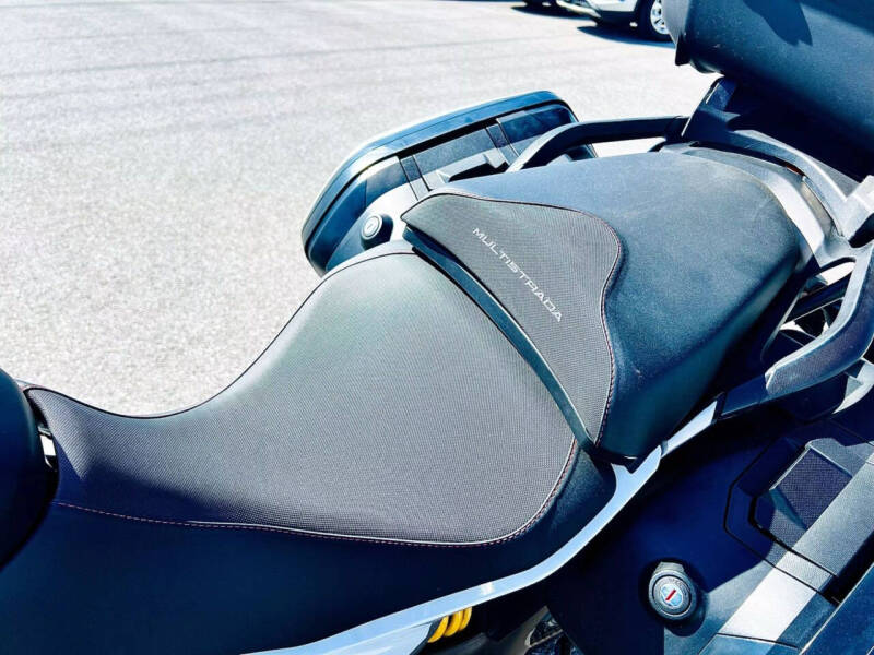 2015 Ducati Multistrada 1200 S Touring