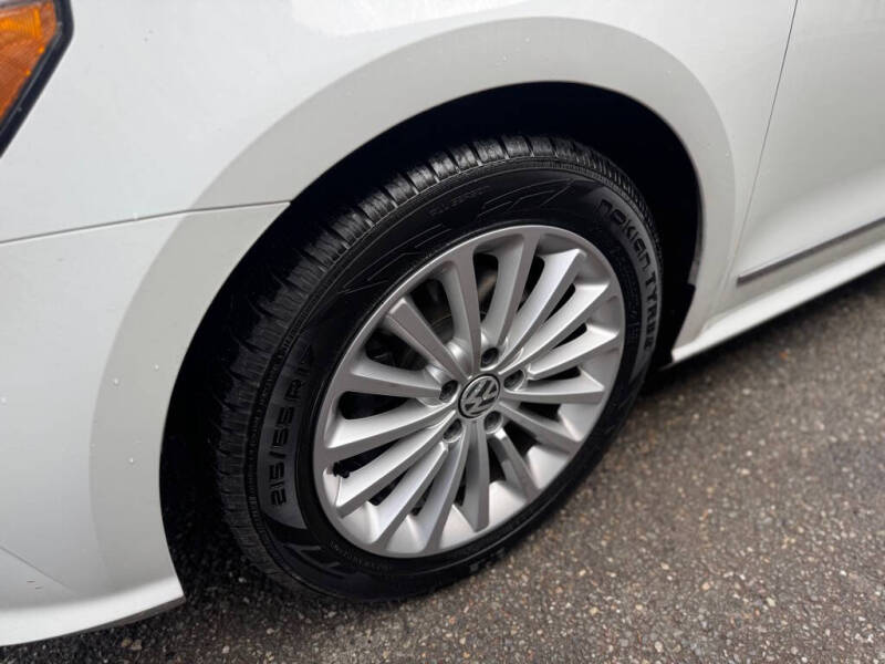 2016 Volkswagen Passat