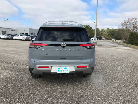 2025 Nissan Pathfinder Platinum