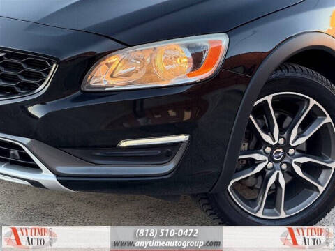 2016 Volvo V60 Cross Country T5