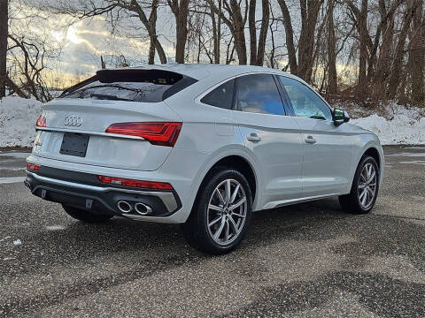 2022 Audi SQ5 Sportback 3.0T quattro Premium Plus