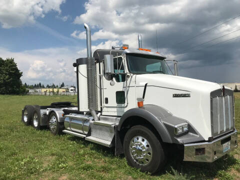 2013 Kenworth T800B for sale at Pool Auto Sales in Hayden ID
