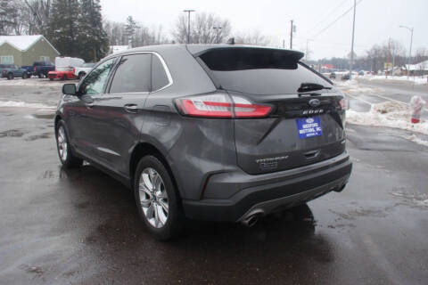 2022 Ford Edge Titanium