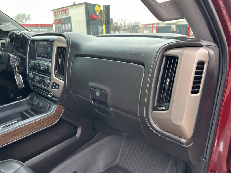2017 GMC Sierra 2500HD Denali