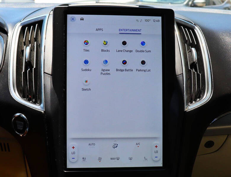 2021 Ford Edge Titanium