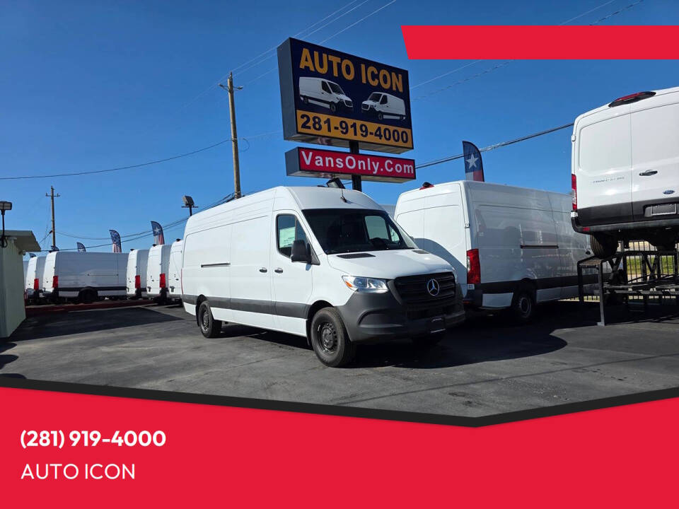 2025 Mercedes-Benz Sprinter Cargo Van Base's photo
