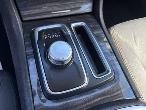 2020 Chrysler 300 Touring