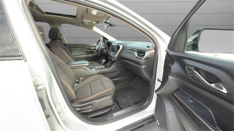 2017 GMC Acadia SLE-2