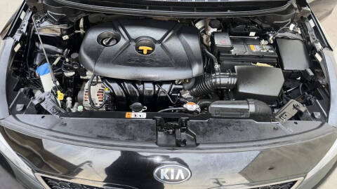 2017 Kia Forte5 LX