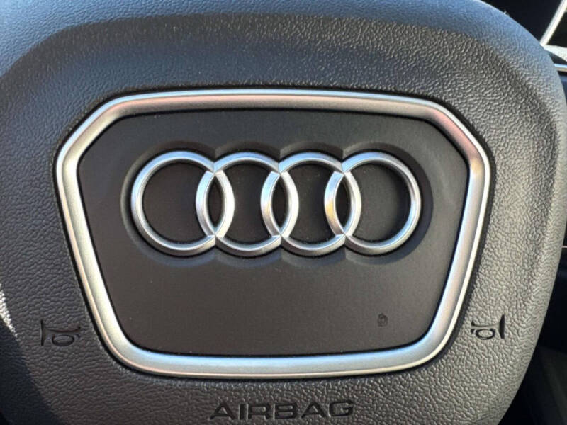 2025 Audi Q3 quattro S line Premium 45 TFSI