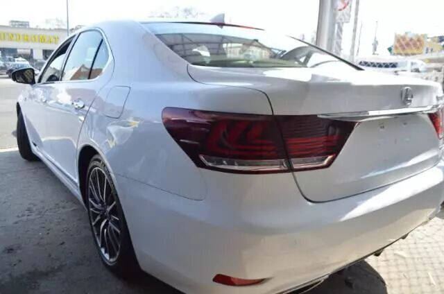 2014 Lexus LS 460