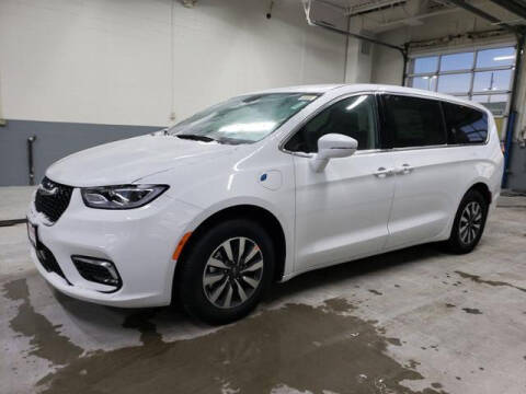 2022 Chrysler Pacifica Hybrid
