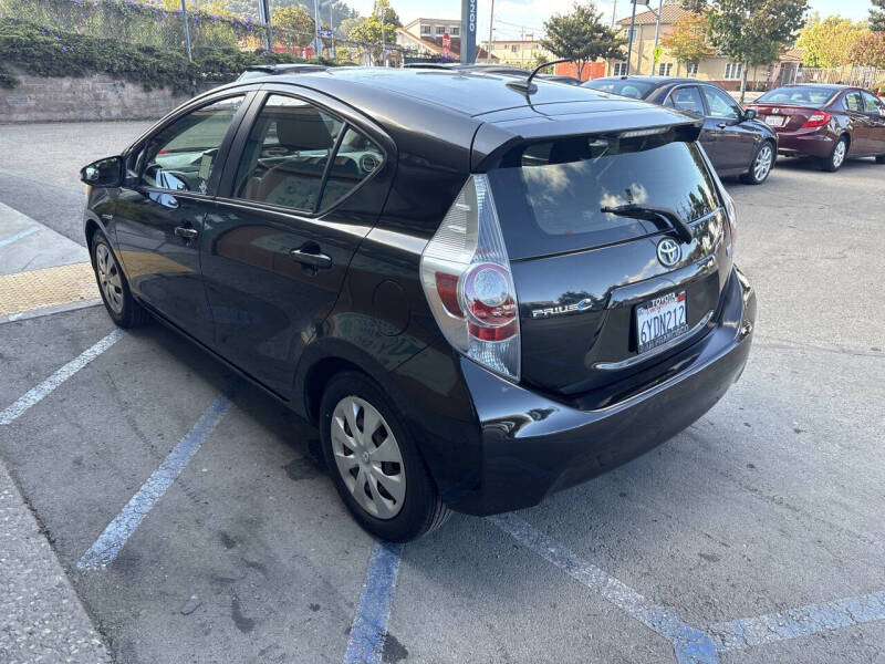 2012 Toyota Prius c