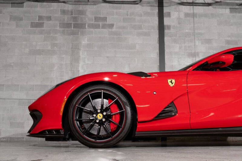 2022 Ferrari 812 Competizione