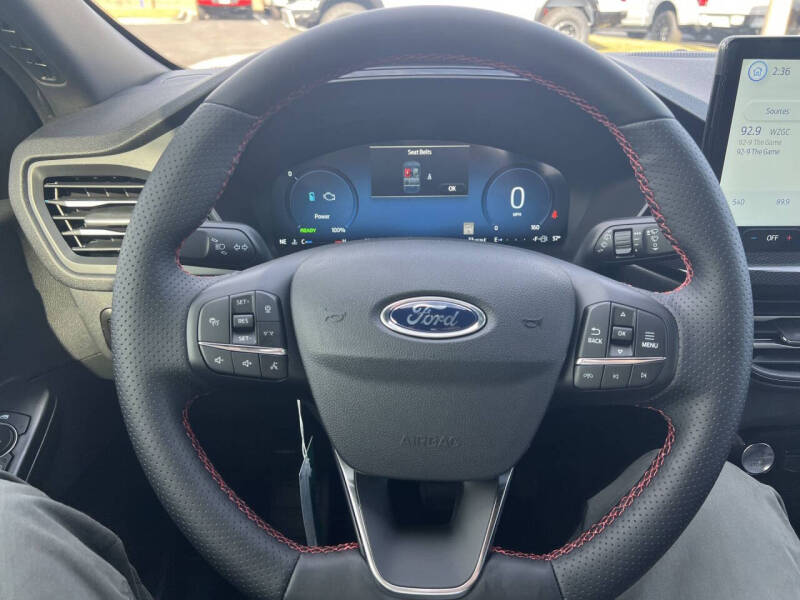 2026 Ford Escape Hybrid ST-Line Select