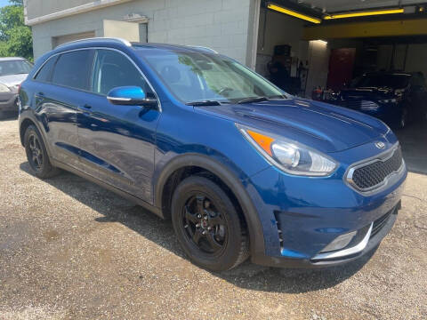 2017 Kia Niro for sale at TIM'S AUTO SOURCING LIMITED in Tallmadge OH