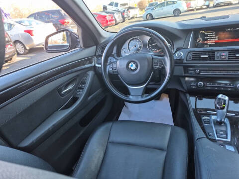 2015 BMW 5 Series 528i