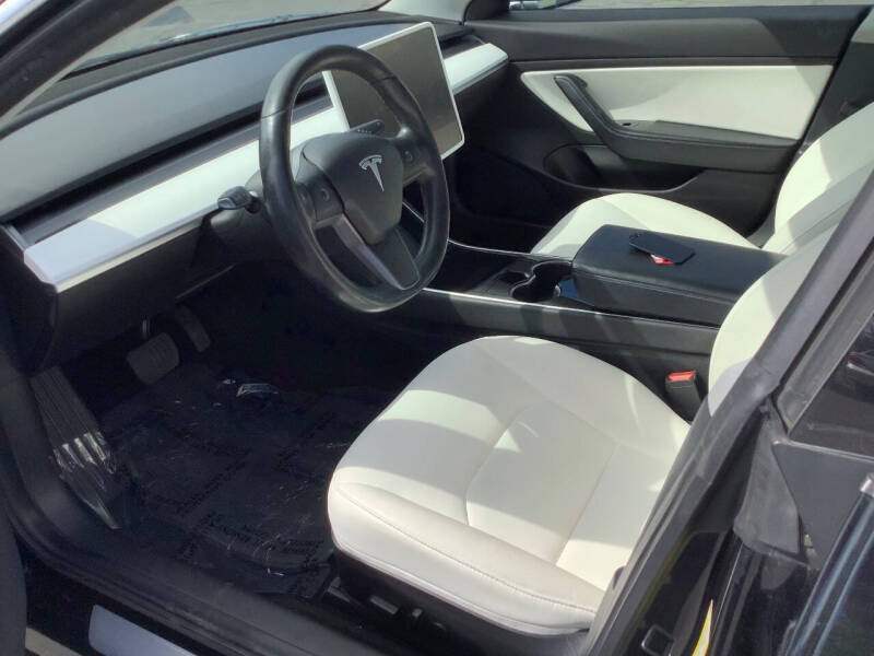 2019 Tesla Model 3 Standard Range Plus