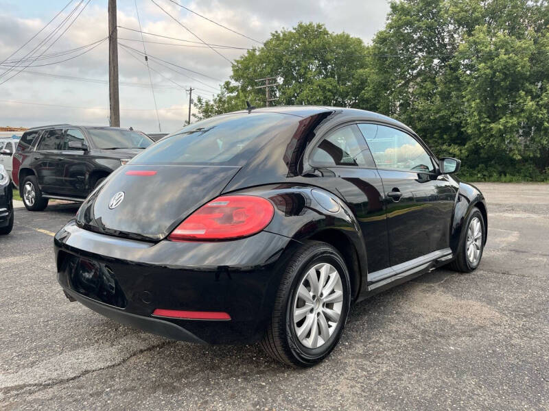 2013 Volkswagen Beetle 2.5 photo 5