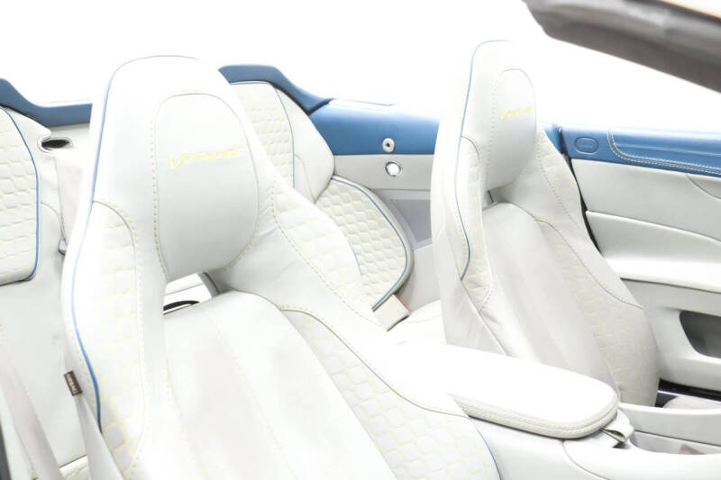 2014 Aston Martin Vanquish Volante