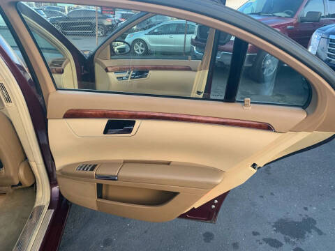 2007 Mercedes-Benz S-Class S 550